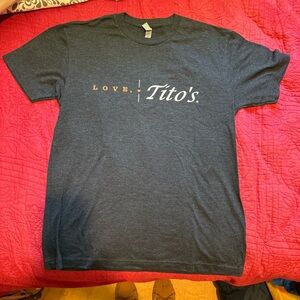 NWT Tito’s Love Gray T-Shirt (S)